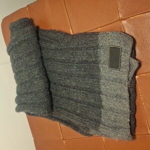 Coach Gray Ribbed Knit Scarf